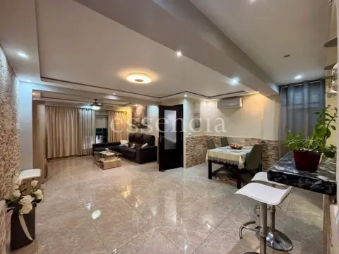 Piso en Avinguda de la República Argentina