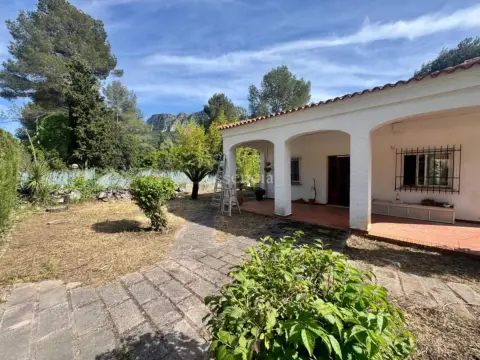 Chalet en La Drova