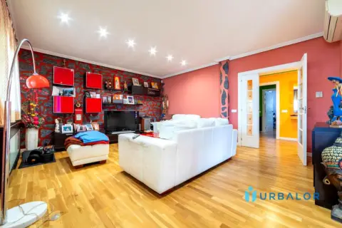 Chalet en calle de las Lomas