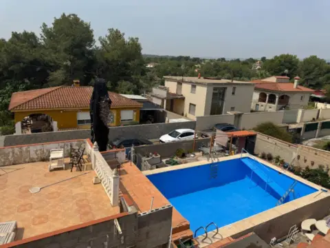 Chalet en Pedrera del Rey