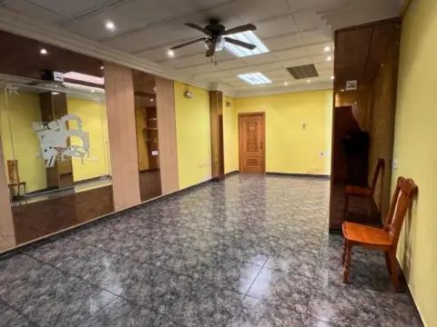 Local comercial en Casco Antiguo