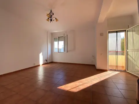Piso en calle de González Camoyano