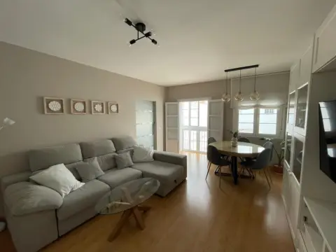 Piso en Alameda-San Marcos