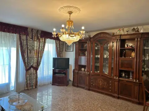 Piso en calle de Benjamín Jarnes