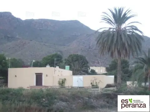 Casa en Pilar de Jaravía