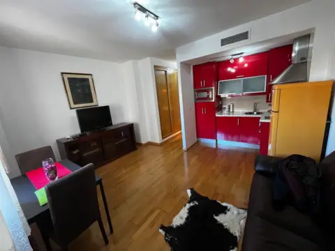 Estudio en Avenida de Juan Carlos I