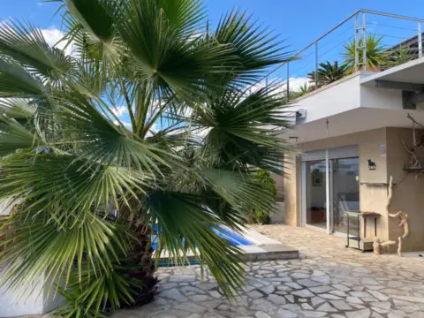 Casa en Ctra de La Estació