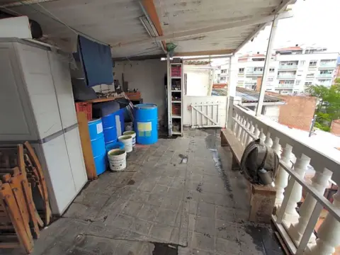 Local comercial en calle de los Cascales, 10