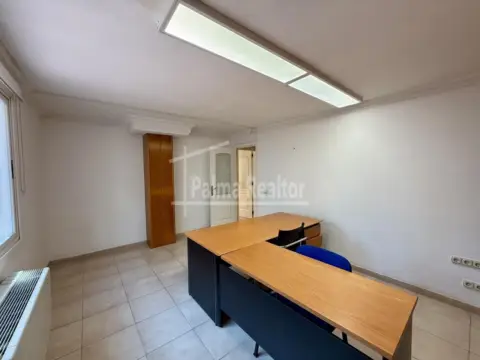 Oficina en Carrer dels Horts