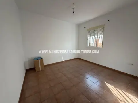 Chalet en calle Barrio