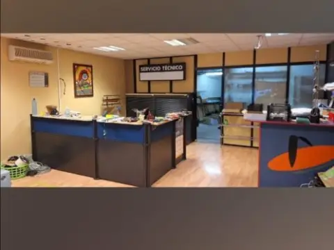 Piso en calle de José María Lacasa