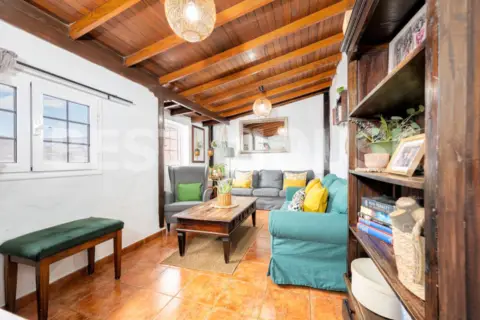 Casa rústica en Caserones - La Higuera