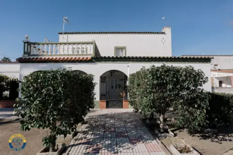 Chalet en Ronda de Extremadura