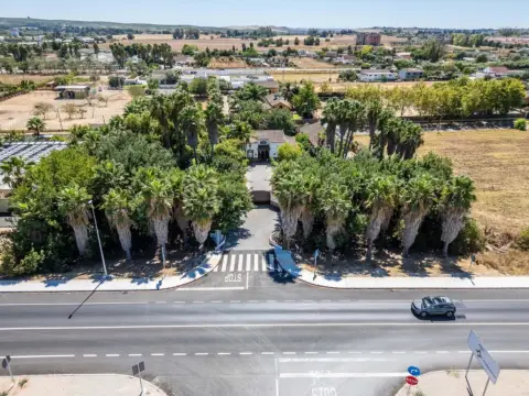 Casa en Avda. Caballero Bonald - San José Obrero - Guadalcacín