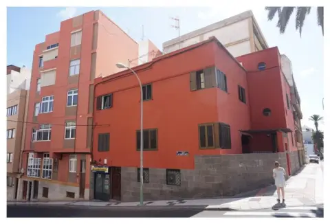 Piso en Paseo de Chil, 8