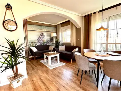 Chalet en Lomas de Cabo Roig-Los Dolses