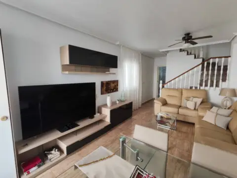 Casa pareada en Lo Pagan