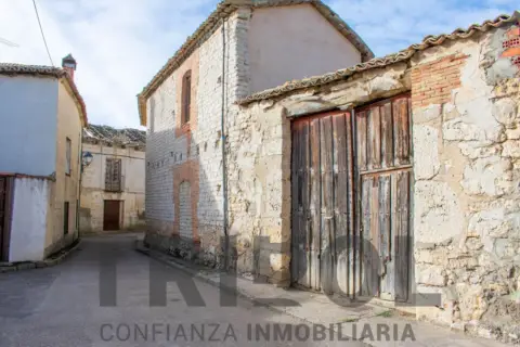 Chalet en calle de Santa María, 13