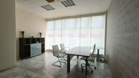 Office in Este