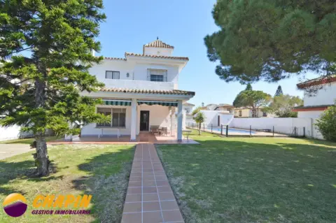 Chalet en Sancti Petri