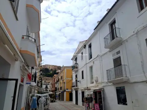 Piso en calle Obispo Bisbe Cardona