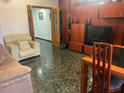 Piso en calle del Mosén Cuenca