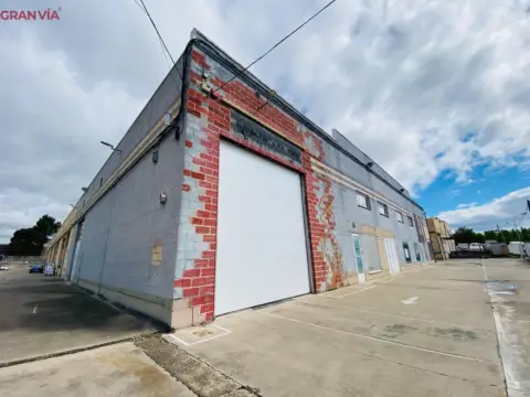 Nave industrial en calle de las Balsas