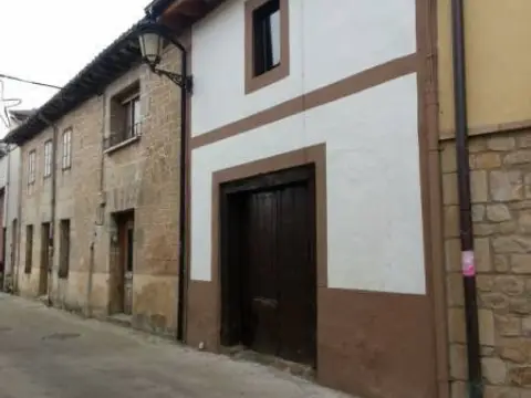 Casa en Puebla de Arganzón