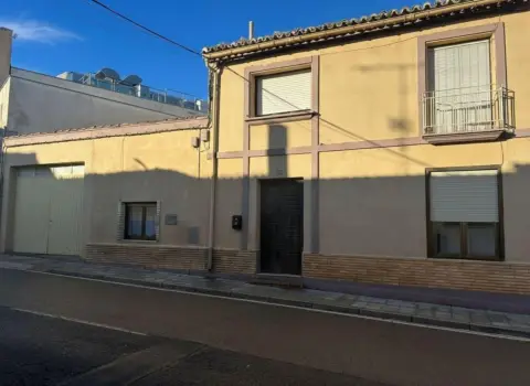 Chalet en Avenida de Tudela