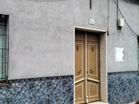 Chalet en calle de Sevilla