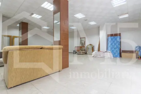 Local comercial en Vélez-Málaga