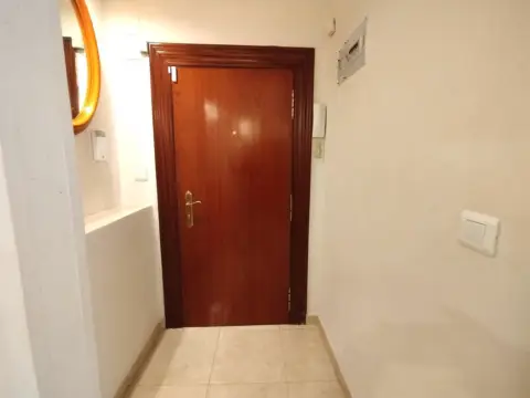 Piso en calle de la Rondilla de Santa Teresa