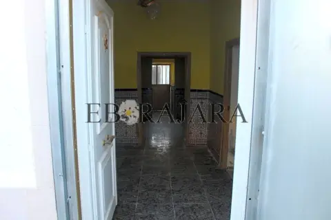 Casa adosada en calle Rollo