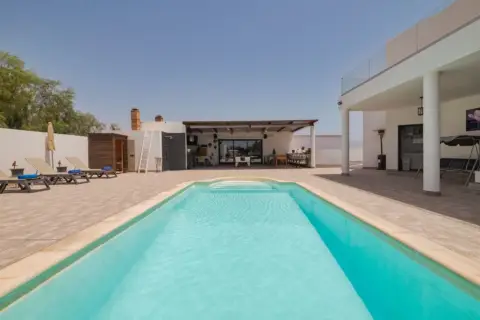 Chalet en Carretera de las Playitas