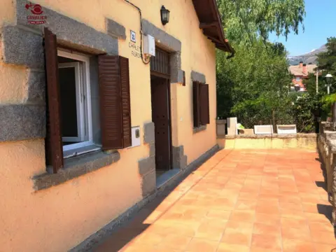 Chalet en Zona Tranquila