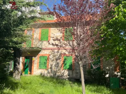 Chalet en Estación de Tren