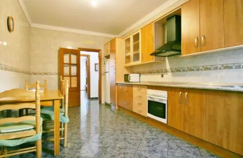 Piso en calle de Málaga, 56