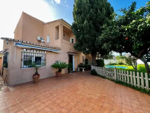 Casa en Cortijo de Maza-Finca Monsalvez-El Olivar