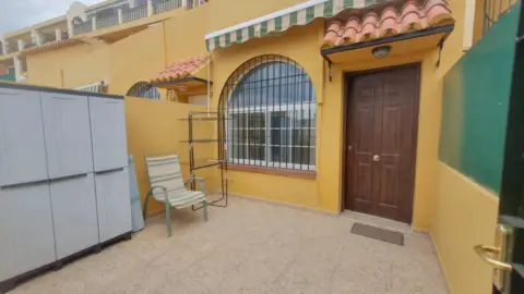 Casa adosada en calle de la Cordera