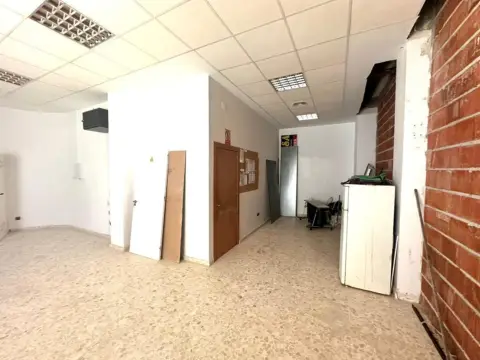 Local comercial en calle Diego de Vergara