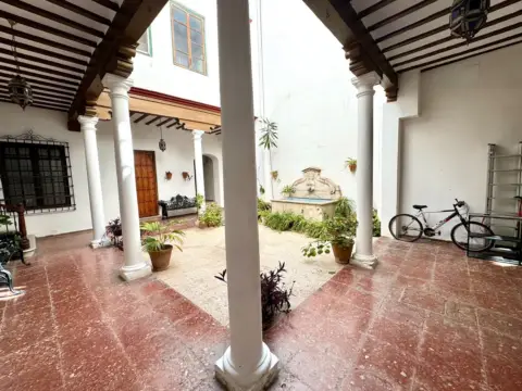 Piso en calle de las Beatas, 35