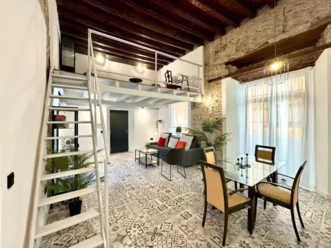 Piso en calle de las Beatas, 35