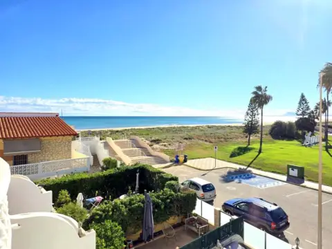 Casa adosada en Plaza de la Tramuntana
