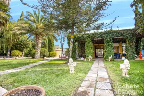 Chalet en calle de Aragón