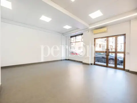 Local comercial en calle de Llorers