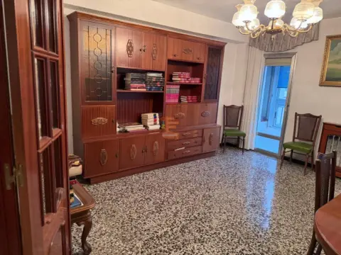 Piso en Avenida de la Jota
