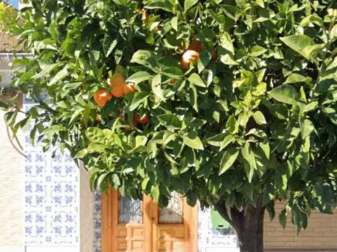 Casa pareada en calle de Sagrario Ferrandis