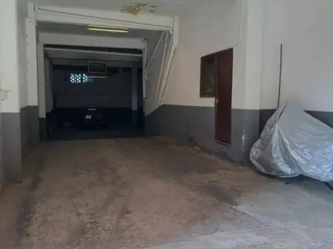 Garage in Astrabudua