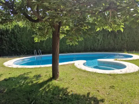 Chalet en calle El Castanyer