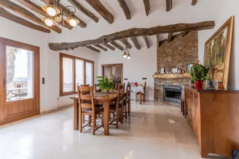 Chalet en calle Granada